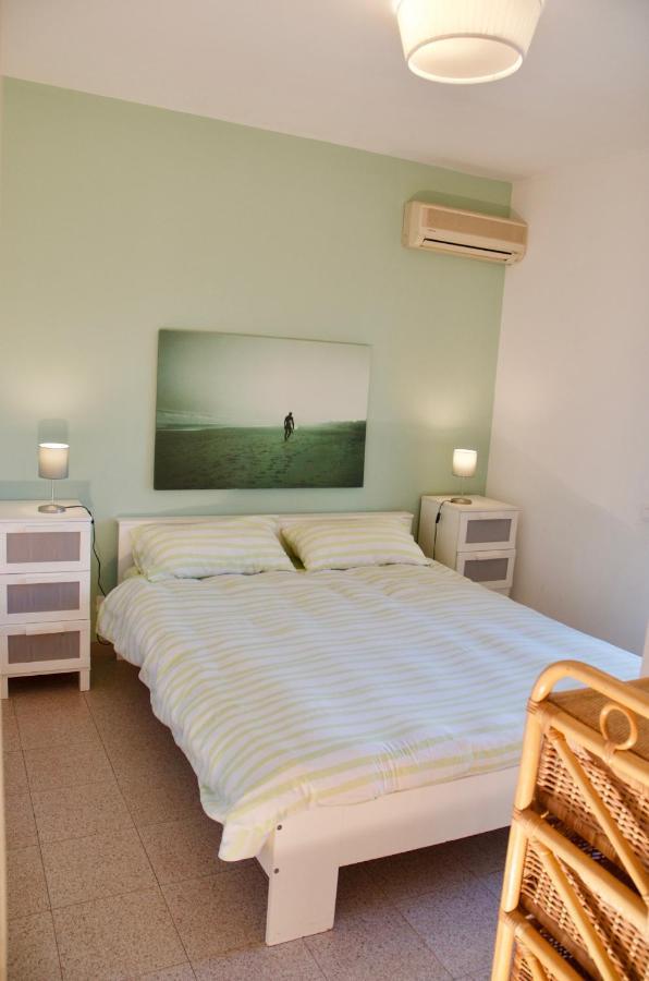 Beachfront Rooms Marina Di Ragusa Exterior photo